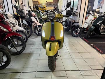 PIAGGIO Vespa GTS 300 Super sport 16