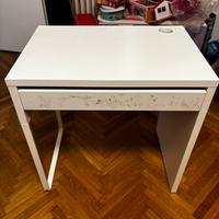 Scrivania bambini Ikea