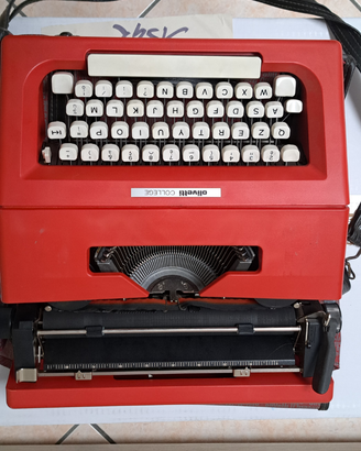 Macchina da scrivere