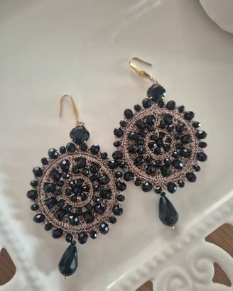 Orecchini con cristalli