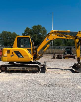 Escavatore compatto usato KOMATSU PC75R