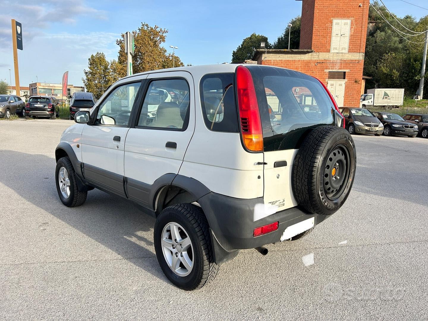 Daihatsu Terios 1998 photo 4