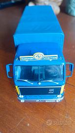 Modellino Camion Volvo F  Scala 1/43