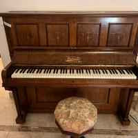 Pianoforte piano a muro