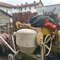 Attrezzatura edilizia x cambio stato