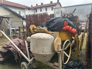 Attrezzatura edilizia x cambio stato