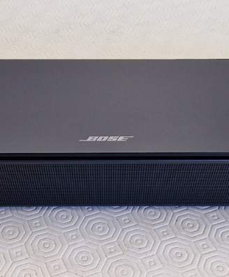 Bose Smart Soundbar 300 Nera
