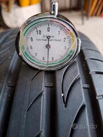 Gomme estive Pirelli Powergy 215/65/17 99v