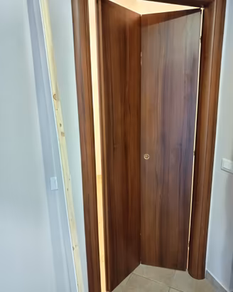 Porta a libro color legno