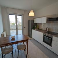 Ampio terrazzo, 2 camere e 4 posti letto