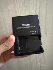 Caricabatterie mh24 nikon originale