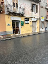 Catanzaro via ettore vitale locale piano terra