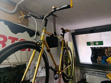 bicicletta scatto fisso single speed 
