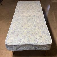 Letto in ferro con materasso