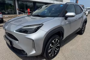 Toyota Yaris Cross 1.5H (116 CV) E-CVT Trend