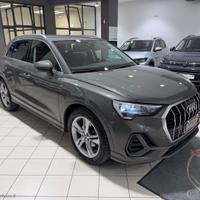 AUDI Q3 35 TDI S line edition