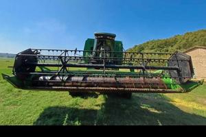 Mietitrebbia john deere