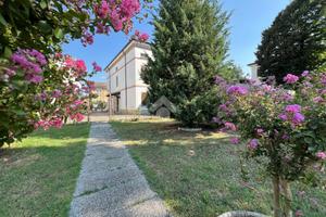 CASA SEMINDIPENDENTE A SAN GIACOMO DELLE SEGNATE