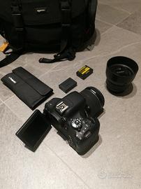 Canon eos 750d KIT con 18-55 e 50 f1.8 + borsa