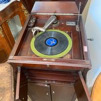 Mobile antico grammofono