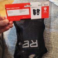 impact wrist guard  della RED