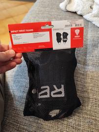 impact wrist guard  della RED