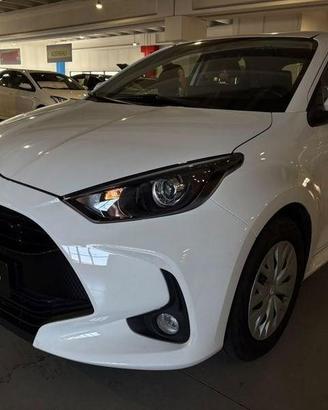 Toyota Yaris 1.5 hybrid Active