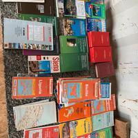 Cartine stradali e guide turistiche vintage Italia