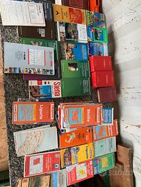 Cartine stradali e guide turistiche vintage Italia