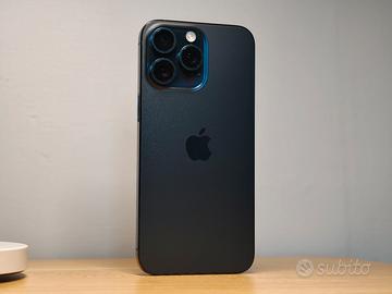 iPhone 15 Pro Max - Batteria 100%