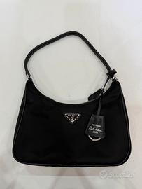 Borsa Prada Re-Edition 2005 in Re-Nylon Nuova
