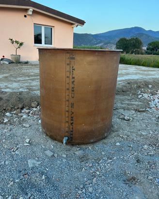 Cisterna in resina per vino 