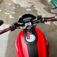 Ducati Monster 696