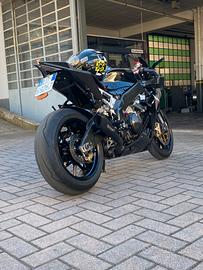 Aprilia rsv4