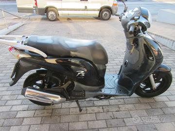 Honda PS i 150