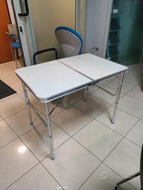 tavolino pieghevole da campeggio 