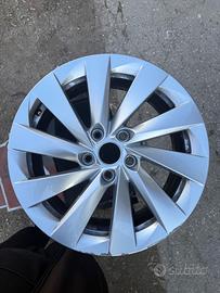 2 cerchi in lega per Skoda Octavia 2025 da 17