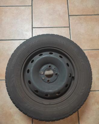 Gomme invernali nolian con cerchi 185/65 R14
