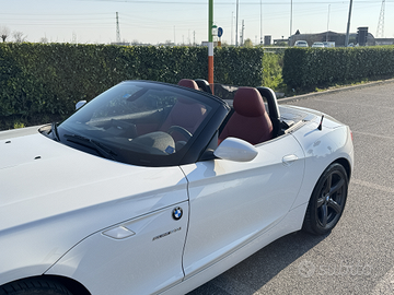 BMW Z4 sDrive 23i Cabrio – 6 cilindri – Automatico