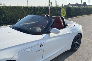 BMW Z4 sDrive 23i Cabrio – 6 cilindri – Automatico