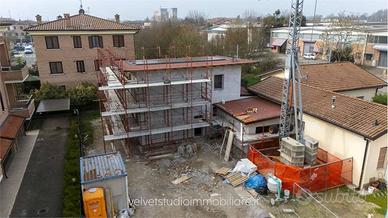 Casa indipendente di 192 m² con più di 5 locali a 