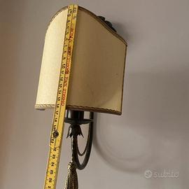 Numero quattro, applique da muro