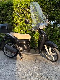 Scarabeo 100
