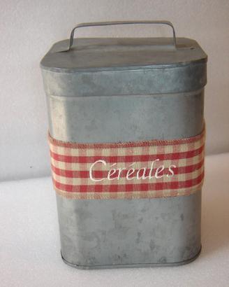 Scatola cereali latta vintage