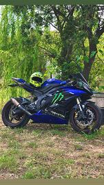 Yamaha r6
