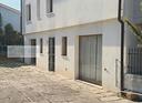 locale-direzionale-al-piano-terra-con-parcheggio