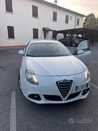 LEGGERE BENE Alfa Romeo Giulietta 1.4 T.B. 120 cv