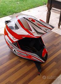 caschi da motocross 