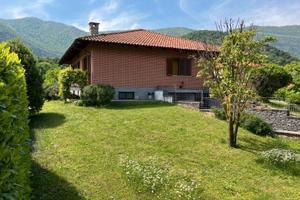 Villa con giardino recintato (adatto per cani)