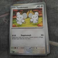 pacchetto di carte Pokemon fatto da 20 carte